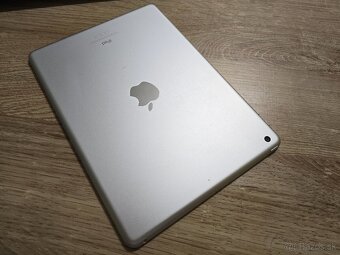 Ipad 6 32gb plnefunkcny v peknom stave na displeji niesu zia - 4