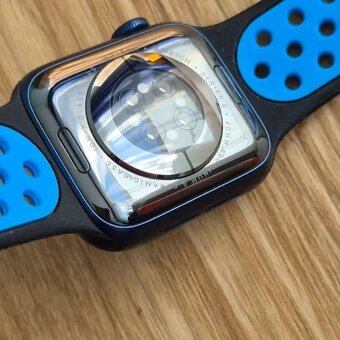 Apple Watch 6 - 4