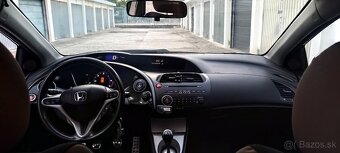Honda Civic - 4