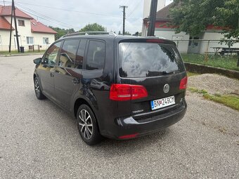 Vw Touran TDi 7miest - 4