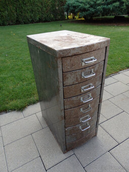 Plechové skrine - 4