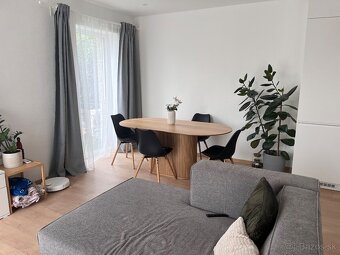 Krásny 3,5 izbový átriový rodinný dom v obci Beladice - 4