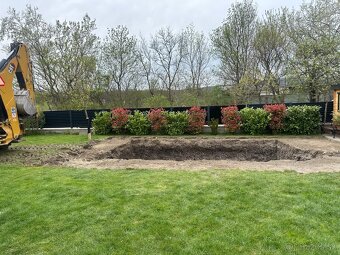 Výkopy, prípojky, spevnené plochy, záhrady na kľúč - 4