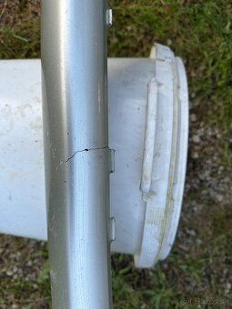 Predám nárazník svetlo kapota dvere zámok COROLLA VERSO - 4