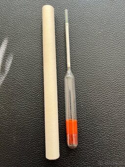 Rozne teplomery, hustomery - 4