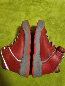 Chlapčenské kožené topánky  Kickers, veľ.  34 - 4