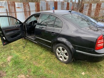 Rozpredam skoda superb 2.5TDI 120kw - 4