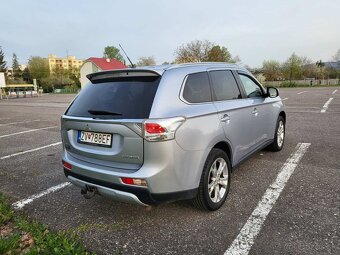 Mitsubishi Outlander 2,2 predný pohon - 4