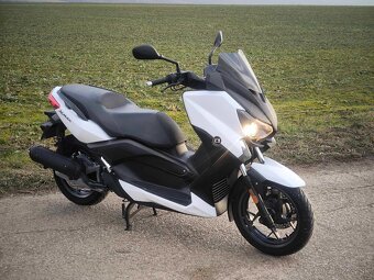 Yamaha x-max 125cm r.v 2017 - 4