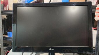 Predam HP pc s monitorom - 4