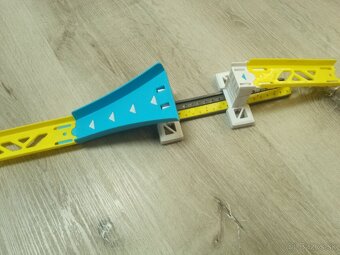 HOT WHEELS - 4