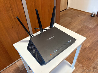 Výkonný wifi router Netgear R7000 (AC1900) - 4