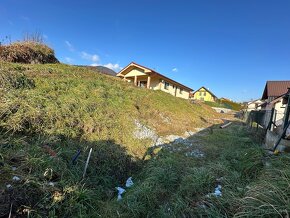NOVÁ CENA | Párnica | 708m2 so stavebným povolením - 4