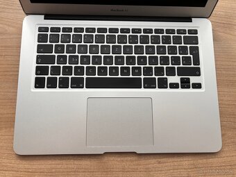 Apple MacBook Air 13” (2014) - 4