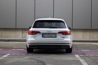 Audi A4 Avant 40 2.0 TDI quattro S tronic - 4