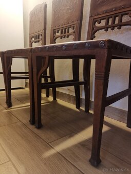 Vyrezávané vintage stoličky - 4