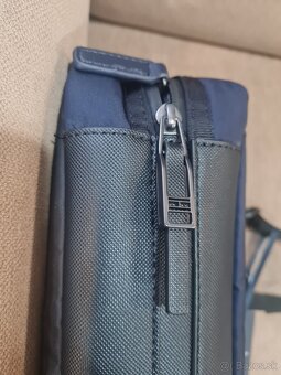 Tommy Hilfiger taštička - 4