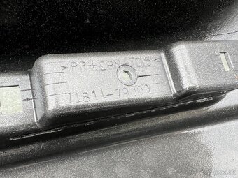 Suzuki SX-4 zadny naraznik - 4