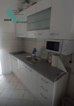 Apartmán s dvorom len 80m od mora na ostrove Vir v Chorvátsk - 4