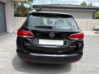 Opel Astra 1.6CDTi ST - 4