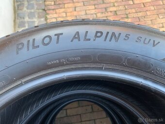 Zimné pneu Michelin Pilot Alpin 5 SUV 235 55 R19 - 4