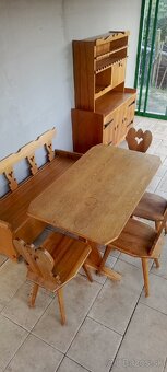 Stôl drevený ľudový na chatu a 4 stoličky - 4