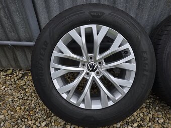 5x112 R18 VW Cascade Touareg CR7 235/65 R18 Demo - 4