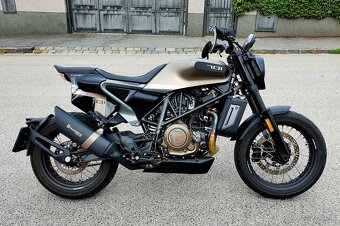 Husqvarna Svarpilen 701 Style, special edition - 4