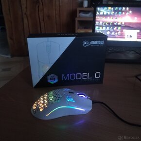 Glorius model o - 4
