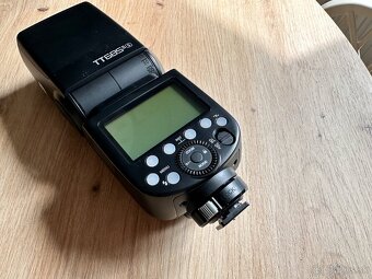 Blesk Godox TT685ii pre Sony - 4
