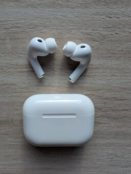 AirPods Pro 3. generácia - 4