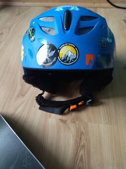 Nevica prilba+okuliare - 4