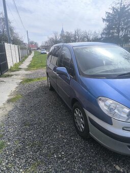 Peugeot 807  2.0 hdi - 4