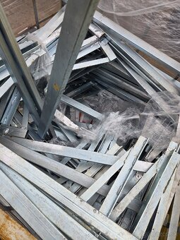 Predám svorky na vence nove debnenie - 4