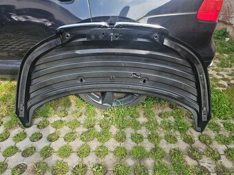 BMW i3 2014 az 2021 predna kapota - 4