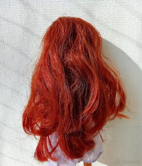 Módna hrzdavovlasá bábika s doplnkami - 4