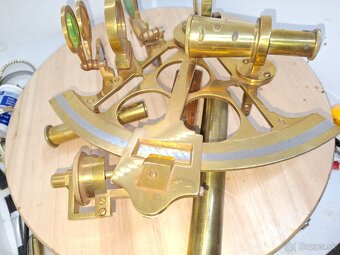 Predám starý velký Anglický námorný Sextant - 4
