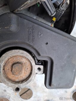 Peugeot 206 2.0 HDI Servo čerpadlo 20eur Spätné zrkadlá či - 4