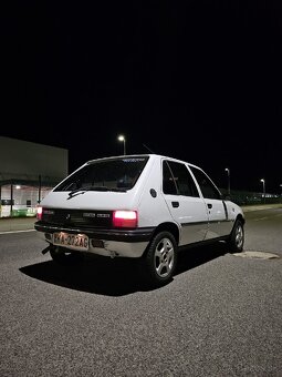Predám Peugeot 205 - 4