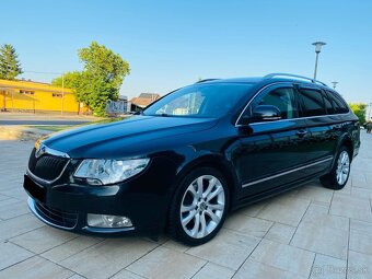 Škoda Superb Combi 2.0TDI Elegance - 4