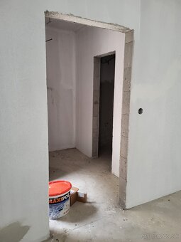 2-izbový holobyt v centre Senca - 4