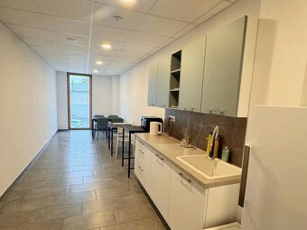 Kancelárske a obchodné priestory, Dominikánske námestie, KE - 4