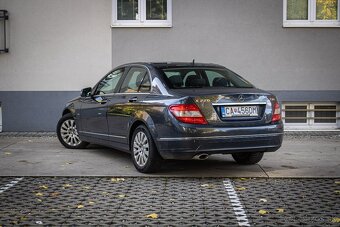 Mercedes C 220 CDI Automat, bez hrdze, pôvodný lak - 4