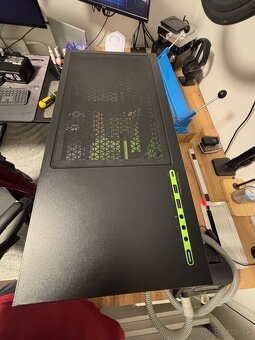 Predam Fractal Design Pop Air TG Clear Tint Green - 4