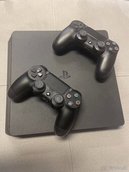 Playstation 4 Slim 500Gb s mechanikou + 2 ovládače + hry - 4