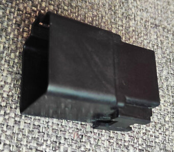 relé ventilátora chladiča na BMW - 4