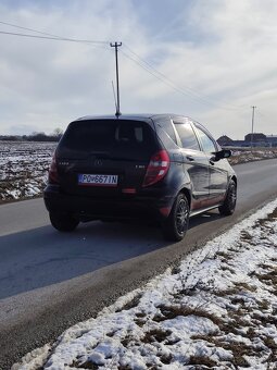 Mercedes Benz A180 - 4
