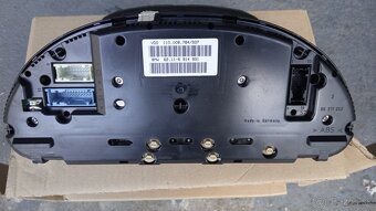 Budíky BMW X5 E53 . - 4