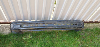 predné čelo octavia III 2,0TDI a výstuha - 4