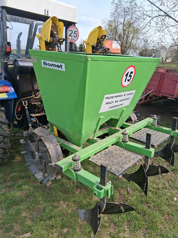 Predám sadzač zemiakov - 4